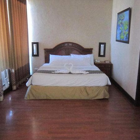 Iloilo Grand Hotel 외부 사진